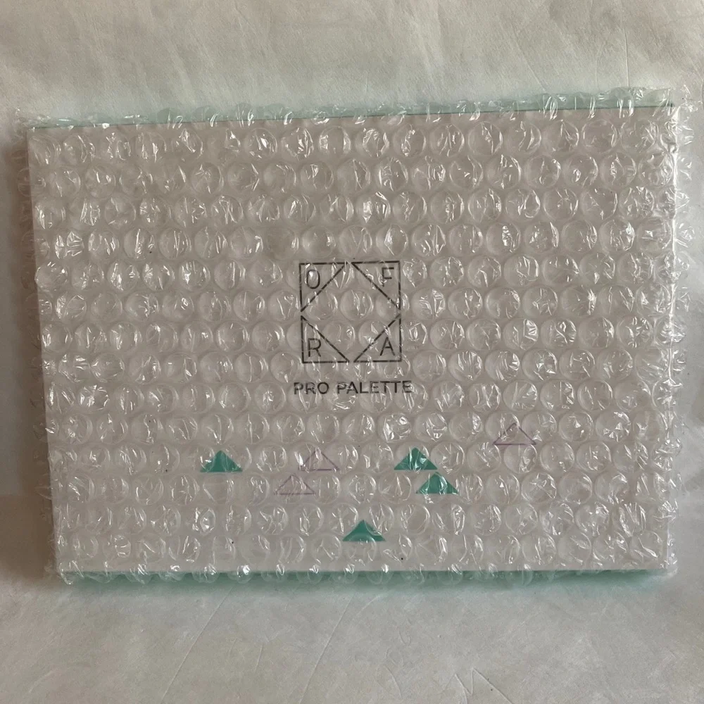 OFRA Pro Palette BoHo $99 BNIB Eyeshadow Blush Highlighter Bronzer
